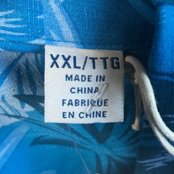 NWT UCLA Bruins Tommy Bahama Hawaiian Shirt - Picture 8 of 10